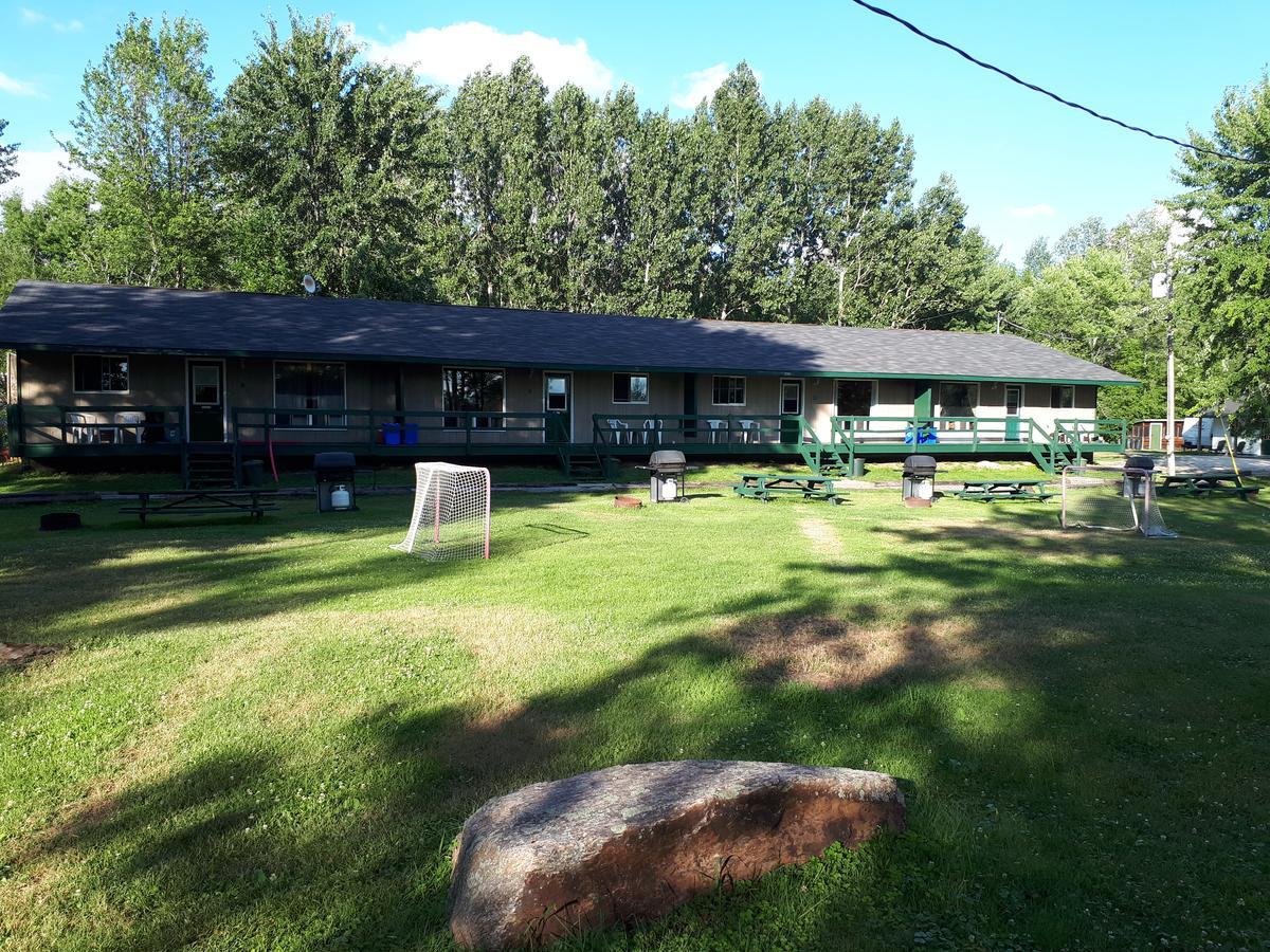 Chalkley'S Sandy Bay Cottage Resort Nipissing Beach Exterior photo