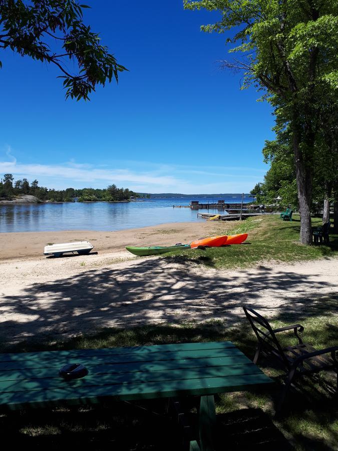 Chalkley'S Sandy Bay Cottage Resort Nipissing Beach Exterior photo
